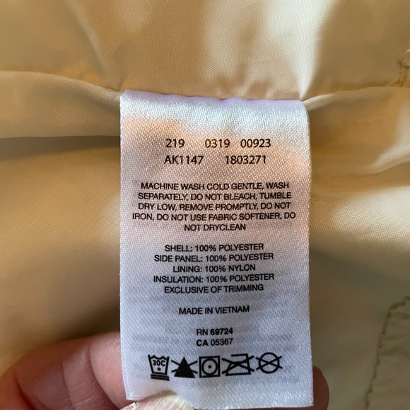 Columbia Ivory Vest Size S - Picture 9 of 9